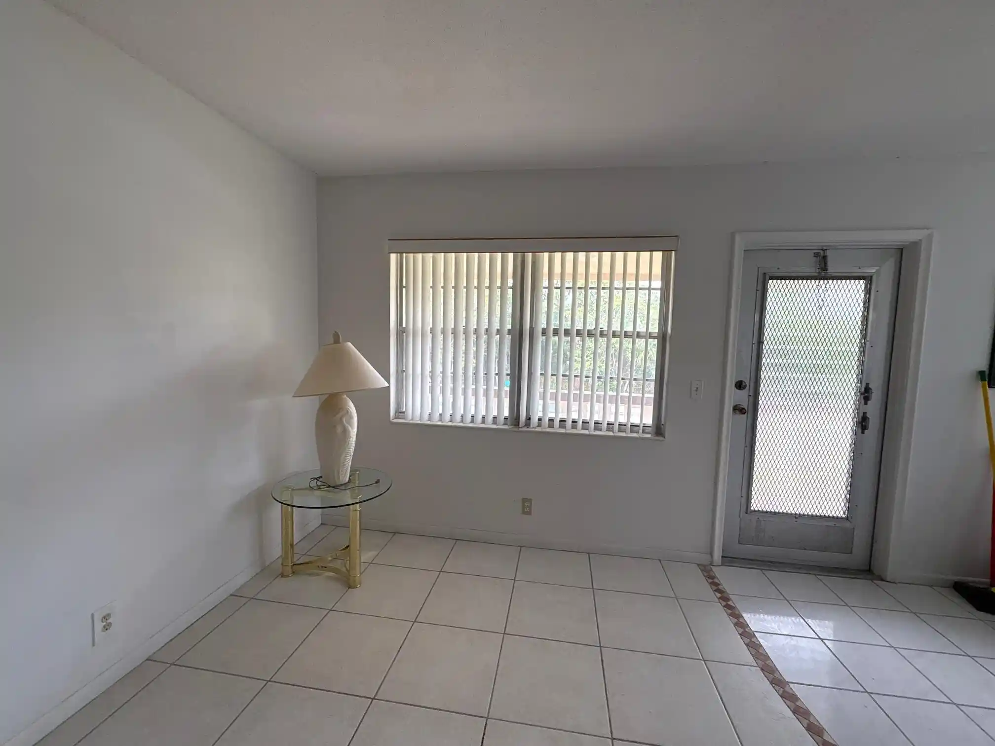Photo 1 of Sale Pending at 144 Norwich F, West Palm Beach, FL 33417 | MLS# R11127065 | Listing updated on 2026-10-27