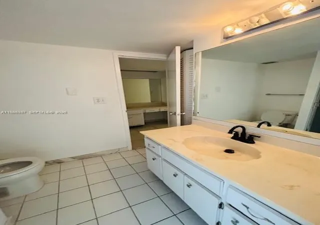 3rd image of 5701 Collins Ave #709, Miami Beach, FL 33140 | MLS# A11885337