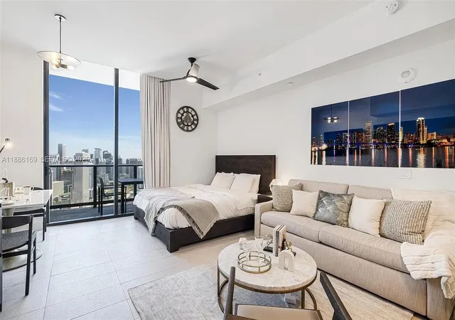 1st image of 159 Ne 6Th St #5106, Miami, FL 33132 | MLS# A11886169