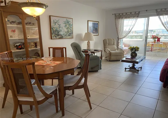 5th image of 4431 Nw 16Th St #H109, Lauderhill, FL 33313 | MLS# A11886271