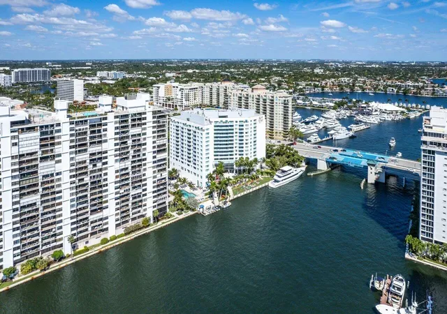 Homes for sale in Fort Lauderdale, FL | 2670 E Sunrise Boulevard, Fort Lauderdale, FL 33304 | Houzeo