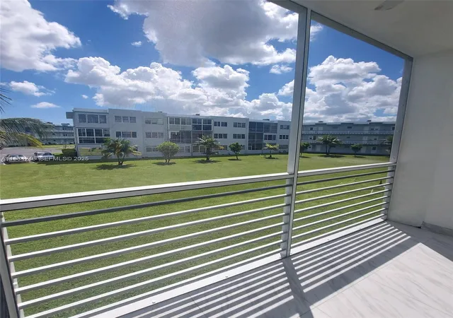 1st image of 2300 Park Ln #211, Hollywood, FL 33021 | MLS# A11884246
