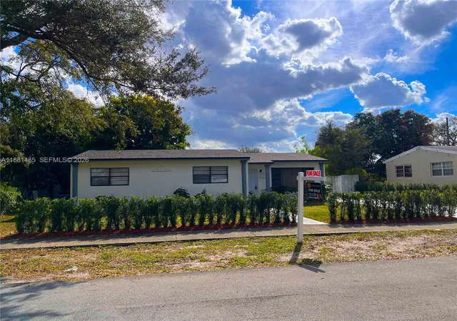 Homes for sale in Miami Gardens, FL | 2960 Nw 165th St, Miami Gardens, FL 33054 | MLS# A11881485