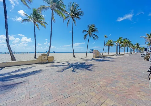 2nd image of 315 Van Buren St #104B, Hollywood, FL 33019 | MLS# A11886778