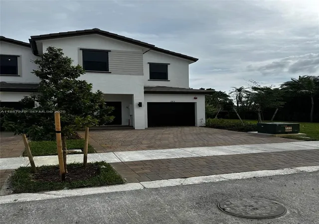 1st image of 285 Sw 159th Ln, Pembroke Pines, FL 33027 | MLS# A11887279