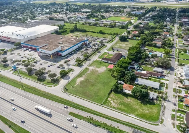 4th image of 16600 Nw 44Th Ct, Opa Locka, FL 33054 | MLS# F10529345
