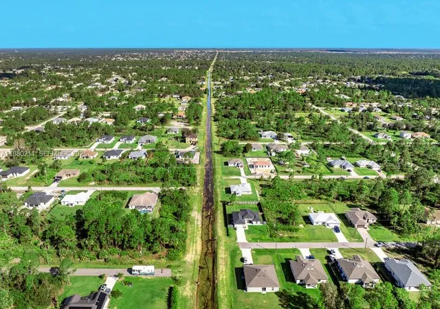 Homes for sale in Lehigh Acres, FL | 676 Sabrina Ct, Lehigh Acres, FL 33972 | MLS# A11880211