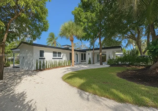Photo 1 of Single family home for sale at 3801 Ne 16th Terrace, Oakland Park, FL 33334 | MLS# A11890572 | Listing updated on 2026-10-30