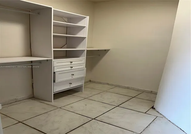 4th image of 26 Diplomat Pkwy #2248, Hallandale Beach, FL 33009 | MLS# A11889791
