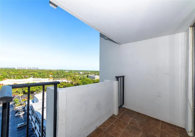 2nd image of 2750 Ne 183rd St #1207, Aventura, FL 33160 | MLS# A11768671