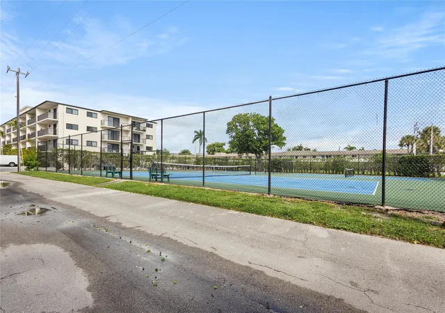 27th image of 1401 S Federal Hwy #510, Boca Raton, FL 33432 | MLS# F10530901