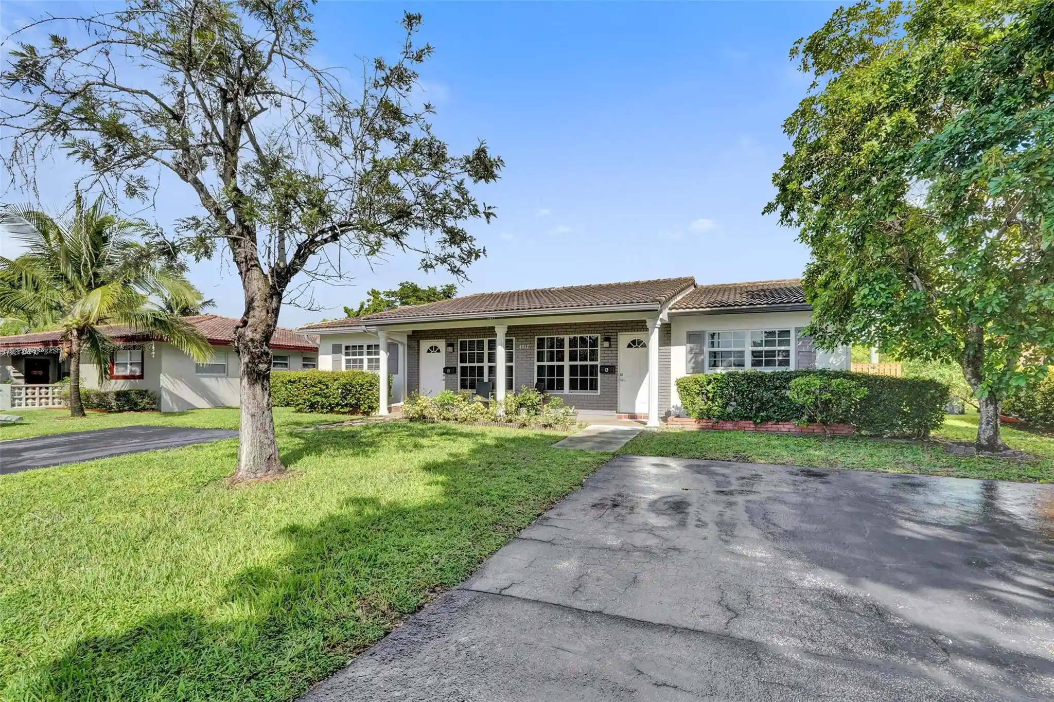 Multi family home for sale at 4017 Woodside Dr, Coral Springs, FL 33065 | MLS# F10530987