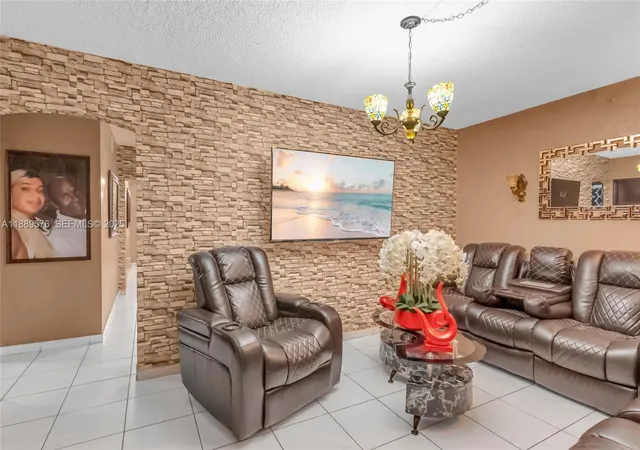 3rd image of 830 E 12Th Pl, Hialeah, FL 33010 | MLS# A11889576