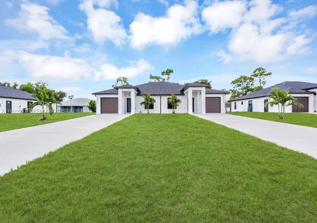 3rd image of 4913/4915 S Leonard Blvd S, Lehigh Acres, FL 33973 | MLS# A11890903