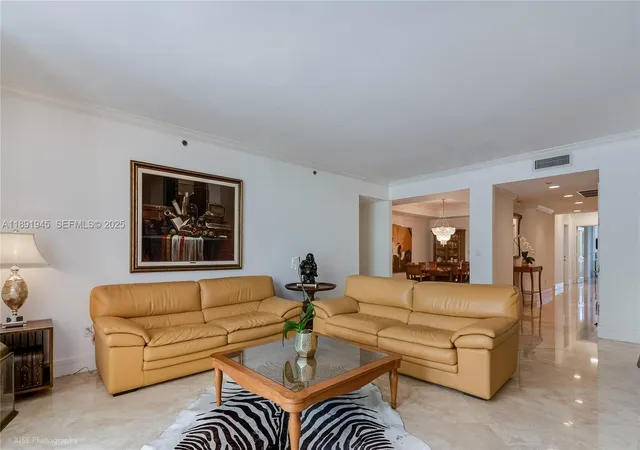 5th image of 791 Crandon Blvd 303, Key Biscayne, FL 33149