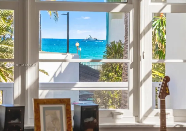 5th image of 5700 Collins Ave #3M, Miami Beach, FL 33140 | MLS# A11882896
