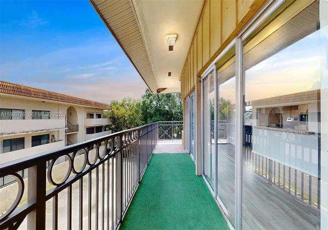 2nd image of 4850 Sw 63rd Ter #131, Davie, FL 33314 | MLS# A11890789