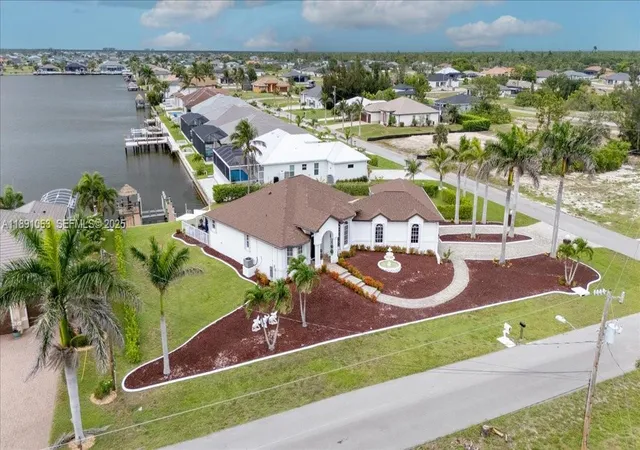 Homes for sale in Cape Coral, FL | 4213 Nw 28th St, Cape Coral, FL 33993 | MLS# A11891063