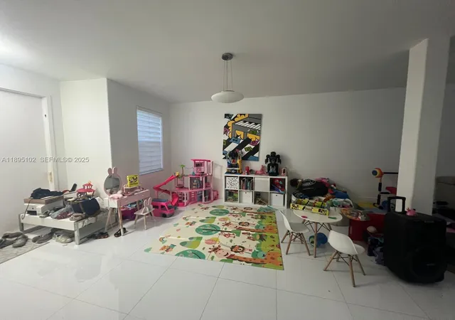 4th image of 11281 Nw 84Th St, Doral, FL 33178 | MLS# A11895102