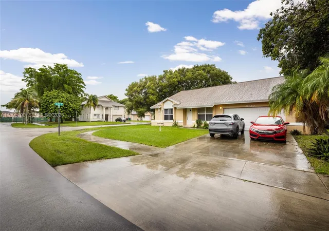 Homes for sale in Cutler Bay, FL | 9730 Sw 219Th St, Cutler Bay, FL 33190 | MLS# A11895790