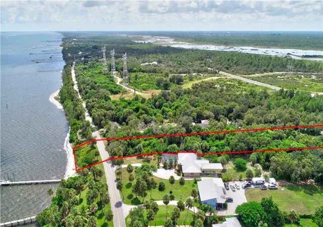 2nd image of 7507 S Indian River Dr, Fort Pierce, FL 34982 | MLS# F10531488