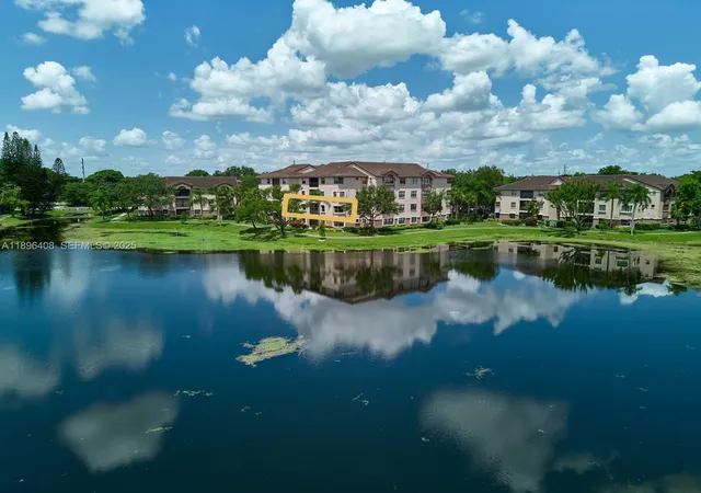 5th image of 4400 Nw 30Th St, Coconut Creek, FL 33066