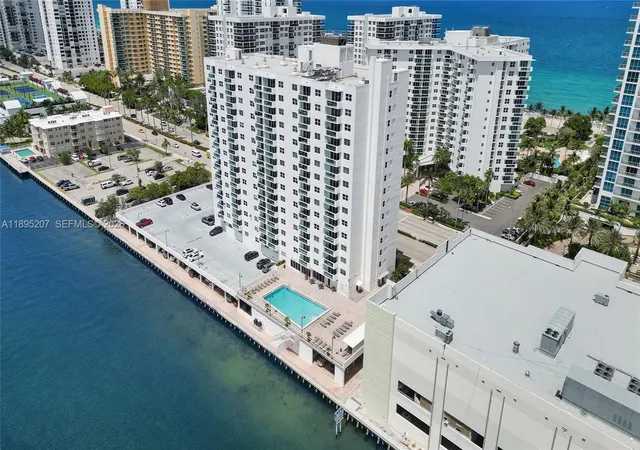 Homes for sale in Hollywood, FL | 3000 S Ocean Dr #1106, Hollywood, FL 33019 | MLS# A11895207