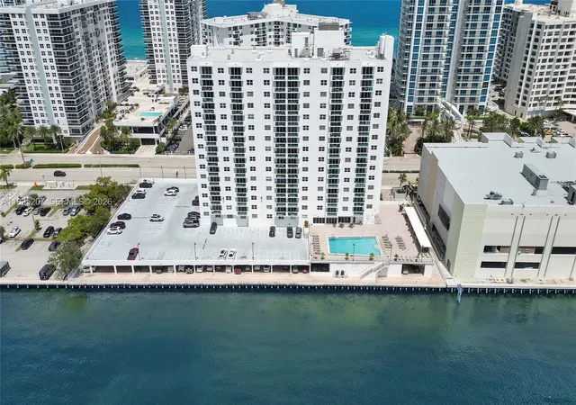 Homes for sale in Hollywood, FL | 3000 S Ocean Dr #1106, Hollywood, FL 33019 | MLS# A11895207