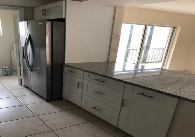 3rd image of 8401 Sw 107Th Ave #313E, Miami, FL 33173 | MLS# A11897031