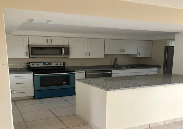 4th image of 8401 Sw 107Th Ave #313E, Miami, FL 33173 | MLS# A11897031