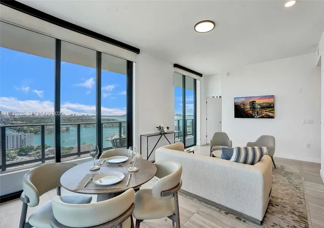 3rd image of 580 72Nd St #2102, Miami Beach, FL 33141 | MLS# A11895225