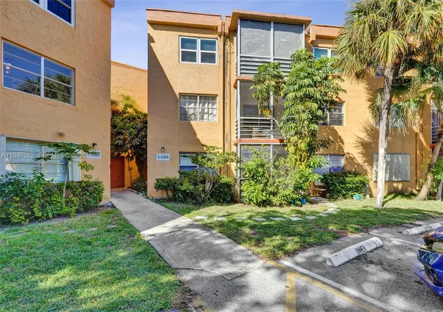 Homes for sale in Deerfield Beach, FL | 4314 Nw 9Th Ave #33D, Deerfield Beach, FL 33064 | MLS# A11897562
