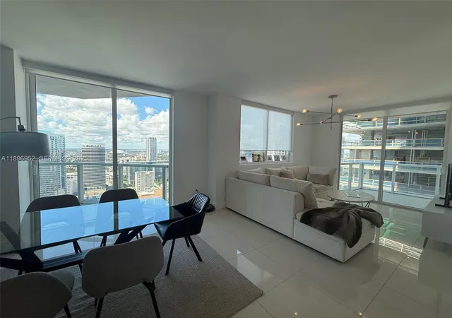 5th image of 244 Biscayne Blvd #3708, Miami, FL 33132 | MLS# A11896952