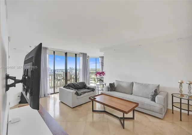 2nd image of 1000 E Island Blvd #1403, Aventura, FL 33160 | MLS# A11894956