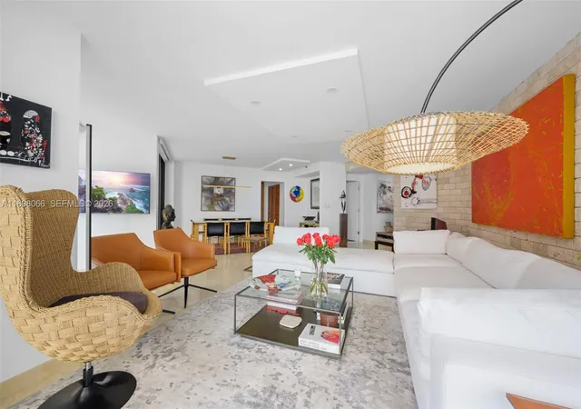 4th image of 1581 Brickell Ave #2005, Miami, FL 33129 | MLS# A11898066