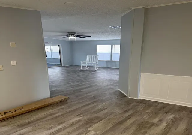 5th image of 528 Tropical Isles Cir, Fort Pierce, FL 34982 | MLS# R11133277