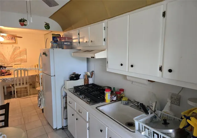 2nd image of 20310 Ne 2Nd Ave, Miami, FL 33179