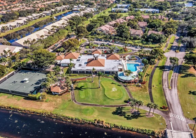 42nd image of 5153 Oak Hill Ln #512, Delray Beach, FL 33484 | MLS# R11133576
