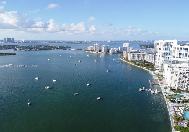 5th image of 441 Collins Ave, Miami Beach, FL 33139