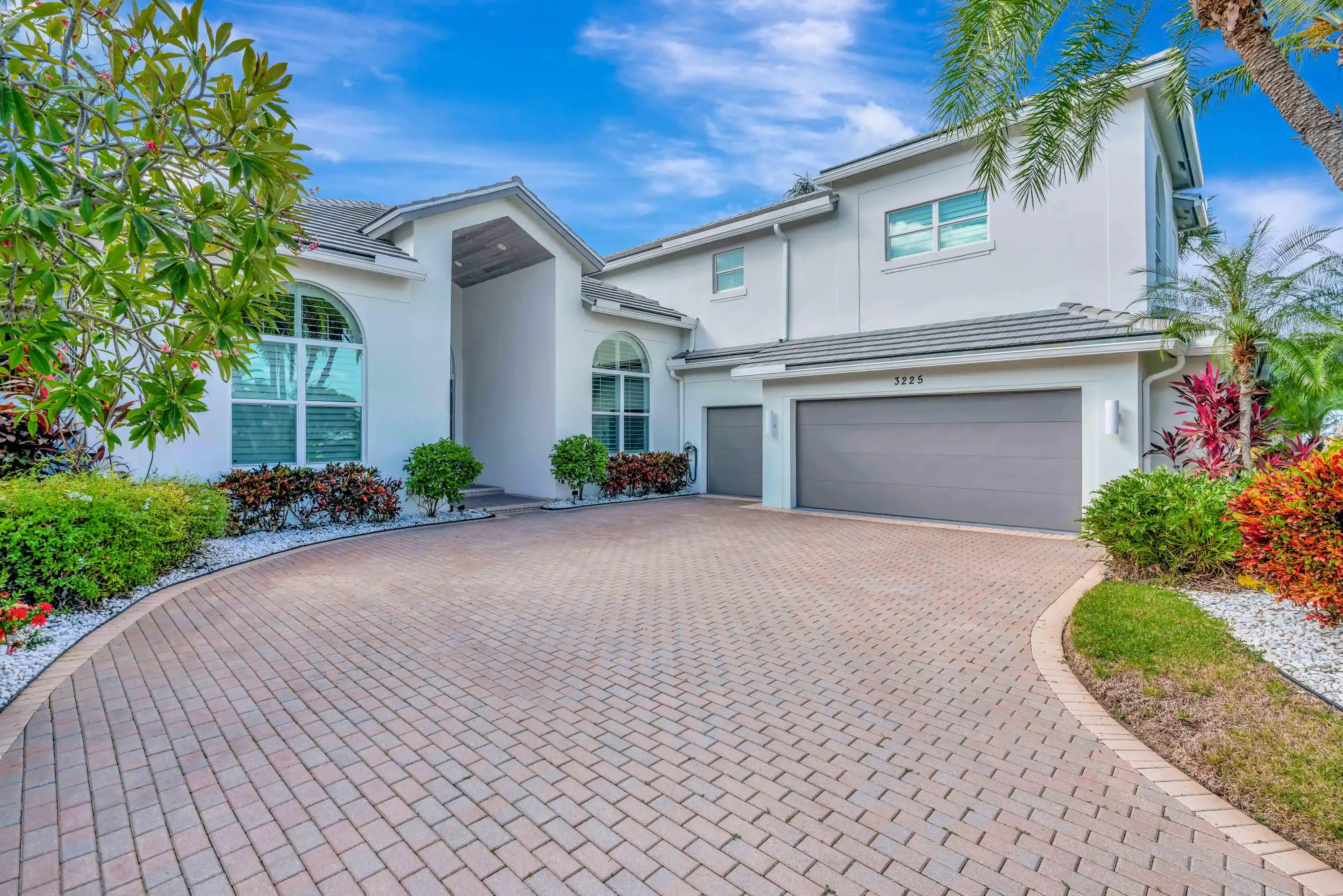 Photo 1 of Single family home for sale at 3225 Se Braemar Wy, Port St Lucie, FL | MLS# R11133820 | Listing updated on 2026-10-08