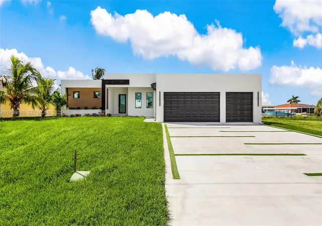Homes for sale in Cape Coral, FL | 4116 Nw 36th Ln, Cape Coral, FL 33993 | MLS# A11899148