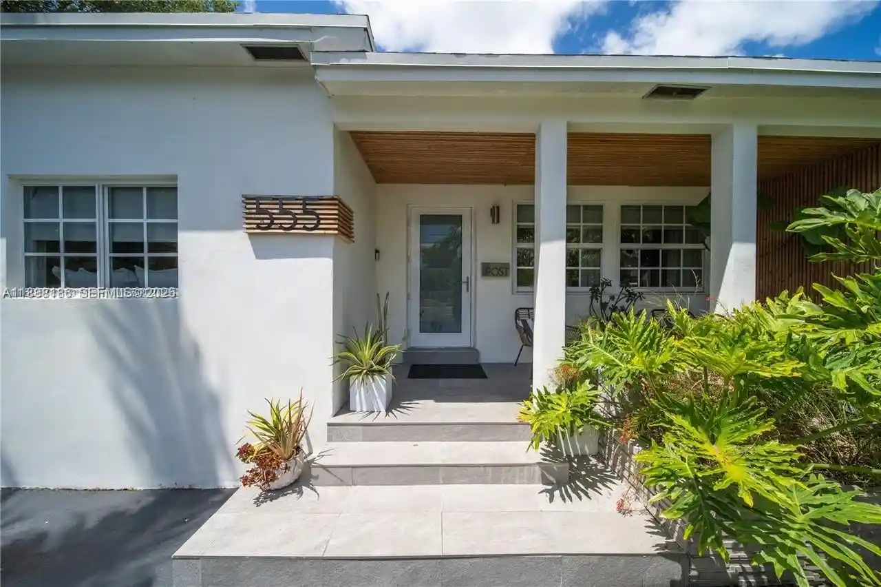 Photo 1 of Single family home for sale at 555 Ne 127th Street, North Miami, FL 33161 | MLS# A11898186 | Listing updated on 2026-10-15
