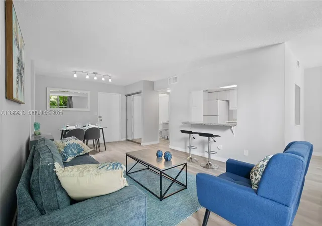 2nd image of 210 172nd St #128, Sunny Isles Beach, FL 33160 | MLS# A11899943