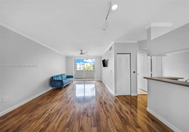 5th image of 17125 N Bay Rd #3301, Sunny Isles Beach, FL 33160 | MLS# A11900168