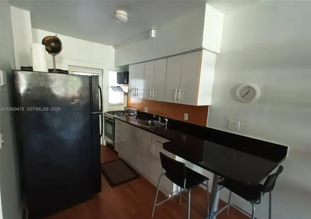 5th image of 300 74Th St, Miami, FL 33141