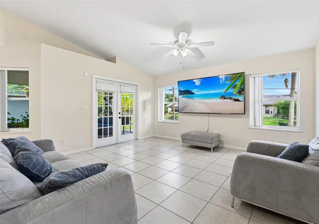 Homes for sale in Port St Lucie, FL | 2537 Sw Deckard St, Port St Lucie, FL 34953 | MLS# F10533022