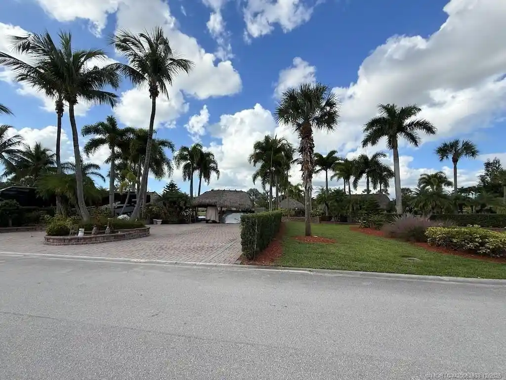 Photo 1 of Land for sale at 492 Nw Boundary Dr, Port Saint Lucie, FL 34986 | MLS# M20052833 | Listing updated on 2026-10-22
