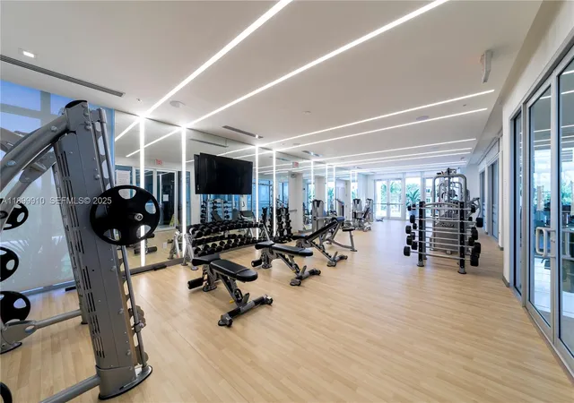 5th image of 10245 Nw 63Rd Ter, Miami, FL 33178