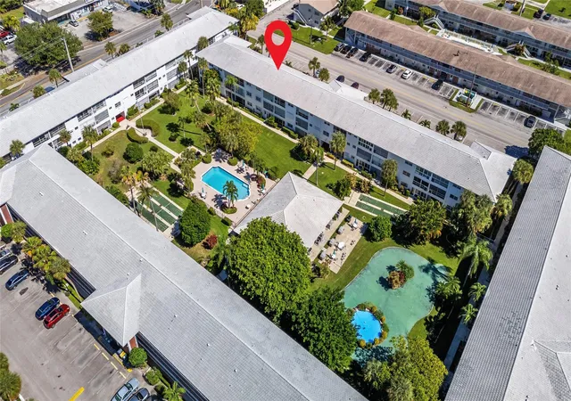 2nd image of 2050 Ne 39th St #302e, Lighthouse Point, FL 33064 | MLS# F10533614