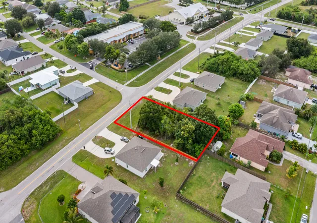 4th image of 3950 Sw Port St Lucie Blvd, Port Saint Lucie, FL 34953 | MLS# R11135844